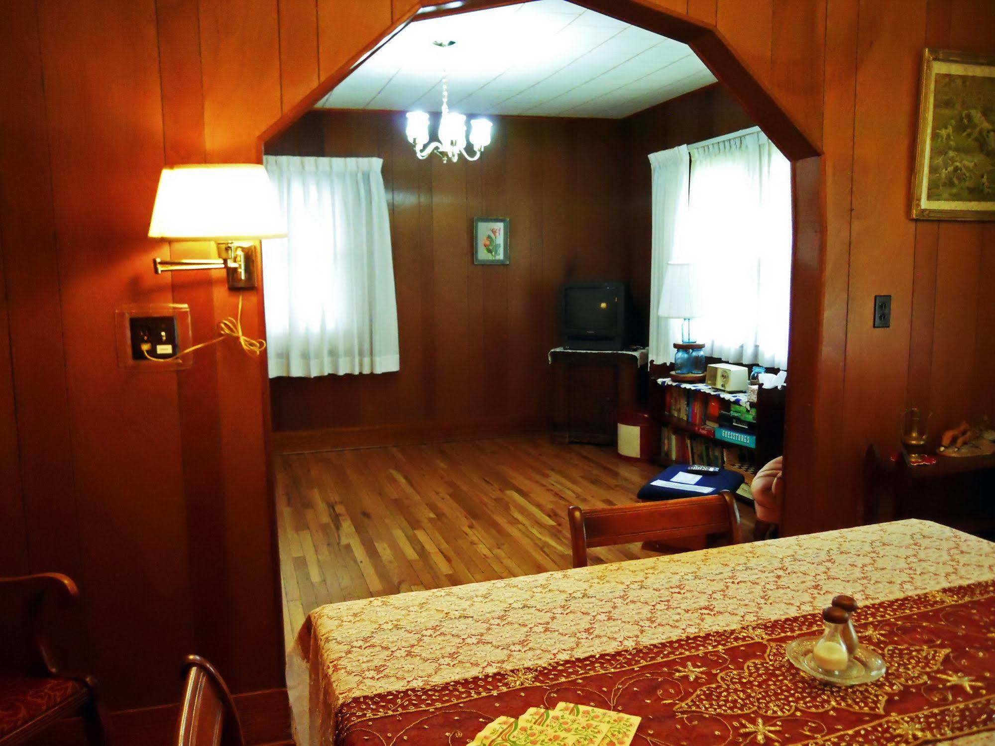 Little River Inn Motel Leon Eksteriør bilde